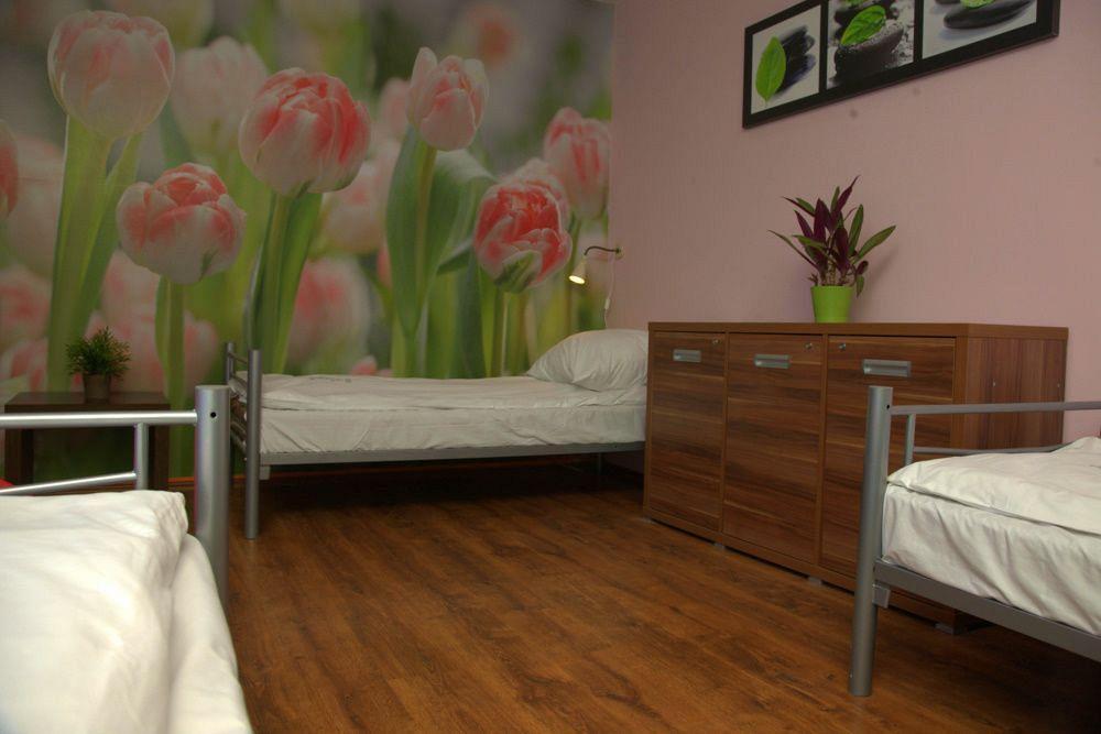 Hostel Krokodyl Warszawa Eksteriør bilde