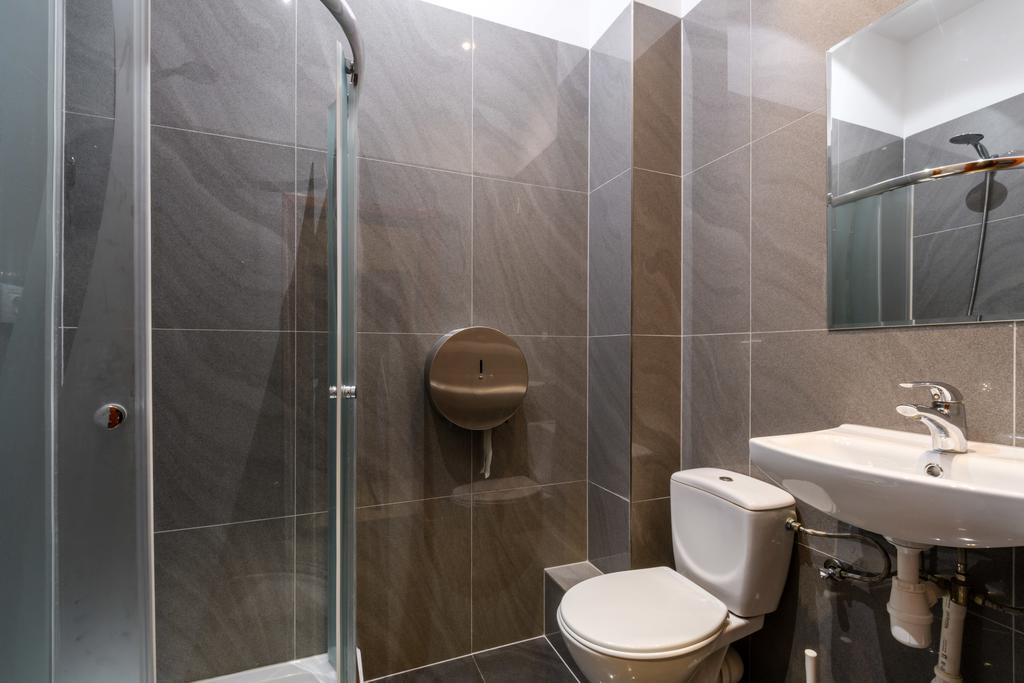 Hostel Krokodyl Warszawa Eksteriør bilde